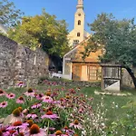 بيت للعطل Secret Garden - Titkos Kert Köveskál