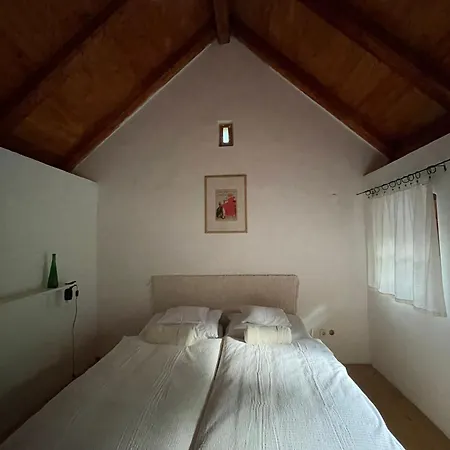 Secret Garden - Titkos Kert بيت للعطل *